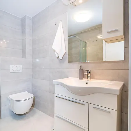 Ilux-1 Novigrad (Dalmatia)