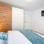 Ilux-1 Apartment *
